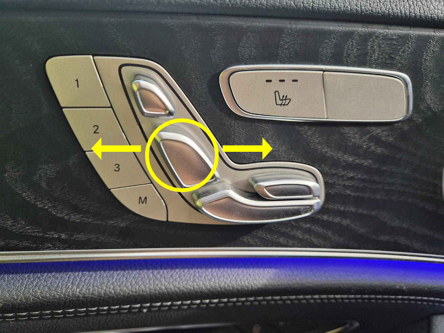 벤츠 전동시트 등받이 버튼, 앞뒤 기울기 조절 방향 표시
