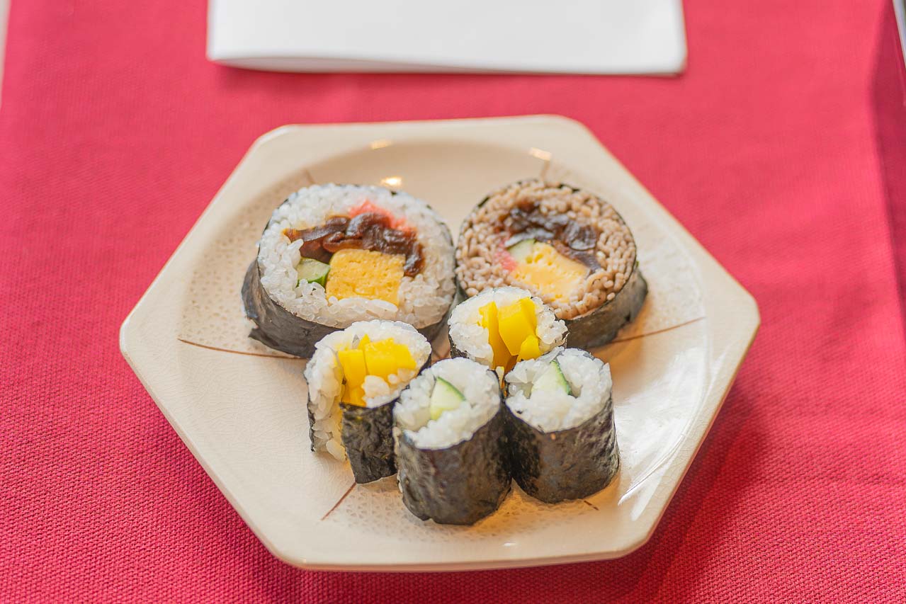 Fukuchi’s Premium Lunch: Local Food Served in Agano Pottery — original photograph 18