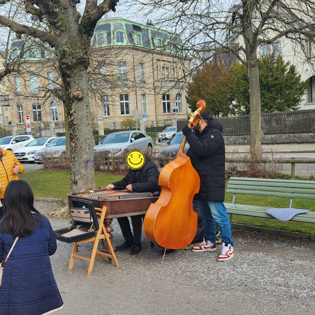 스위스 취리히호른 호수 버스킹