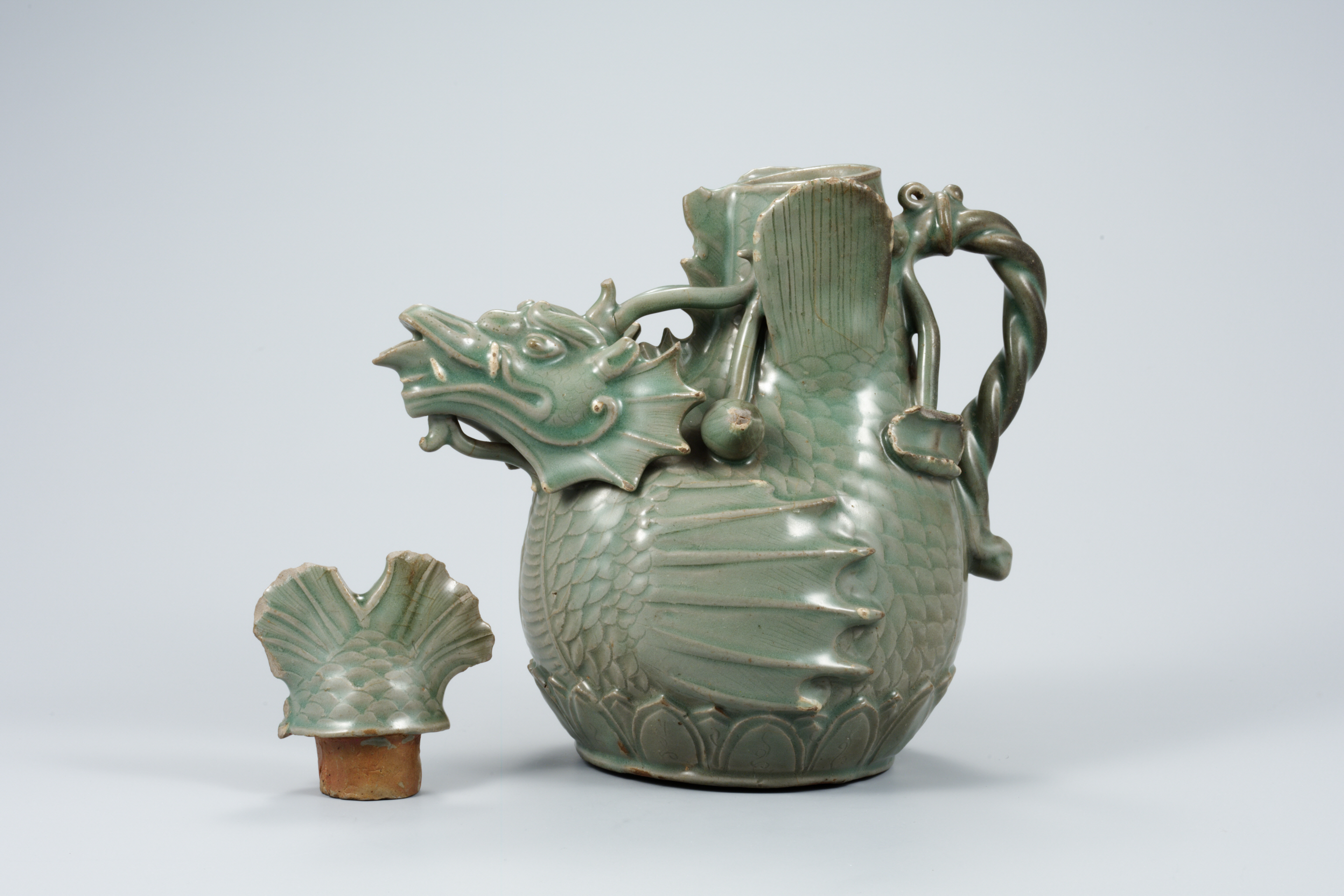 국보_청자 어룡형 주전자12_문화재대관(국보)