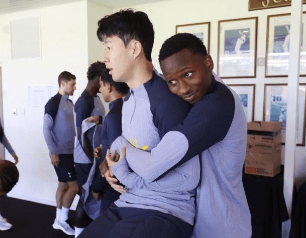 토트넘 아스톤빌라 손흥민 중계보는법