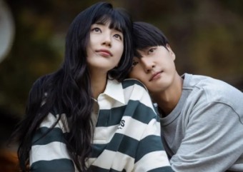 넷플릭스 드라마 이두나&amp;#44; 수지&amp;#44; 양세종 주연 드라마