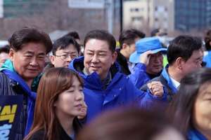 김병기 의원 프로필 : 신임 원내대표 당선, 홍장원 차장 지지, 아들 국정원 의혹까지