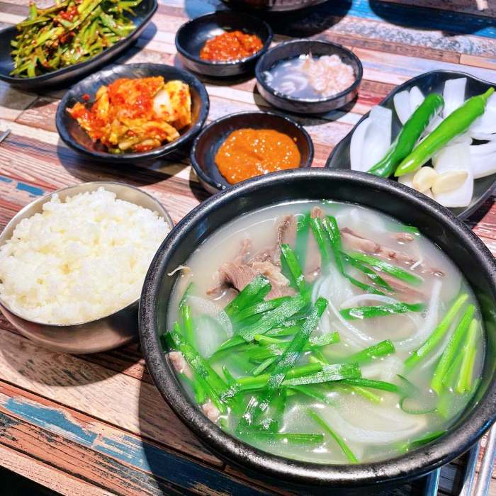 6시내고향 부산 부평 깡통시장 전국 택배 돼지국밥 맛집