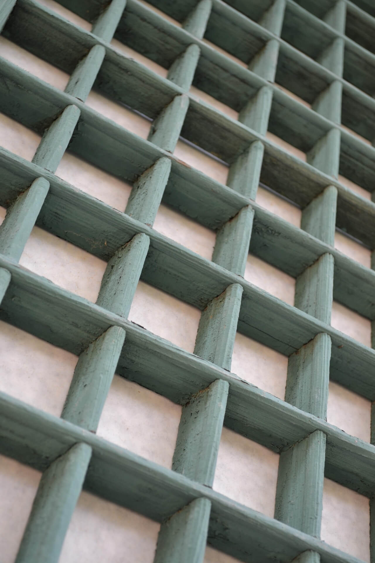 한국 전통 창호 문양 종류 비교: 격자부터 꽃살까지, 구조와 표현은 어떻게 달라질까