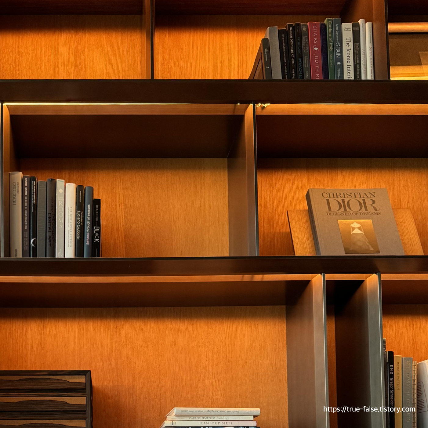 백준 2644 자바
신라호텔 라운지