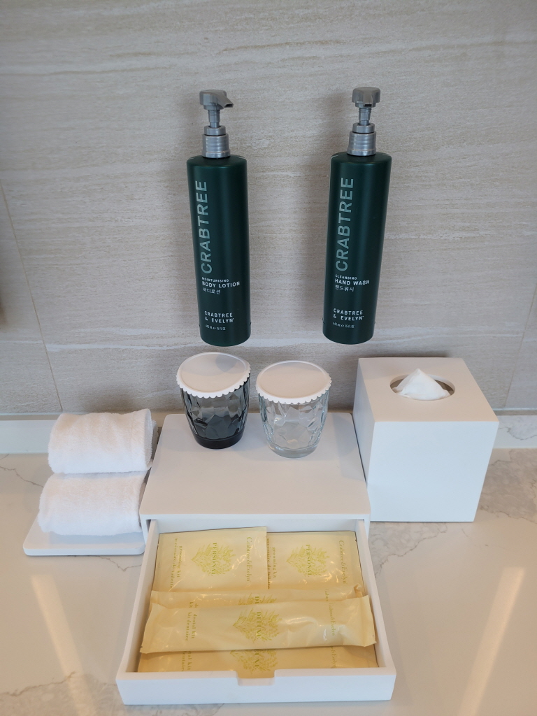 더블트리 바이 힐튼 서울 판교 프리미엄 코너룸