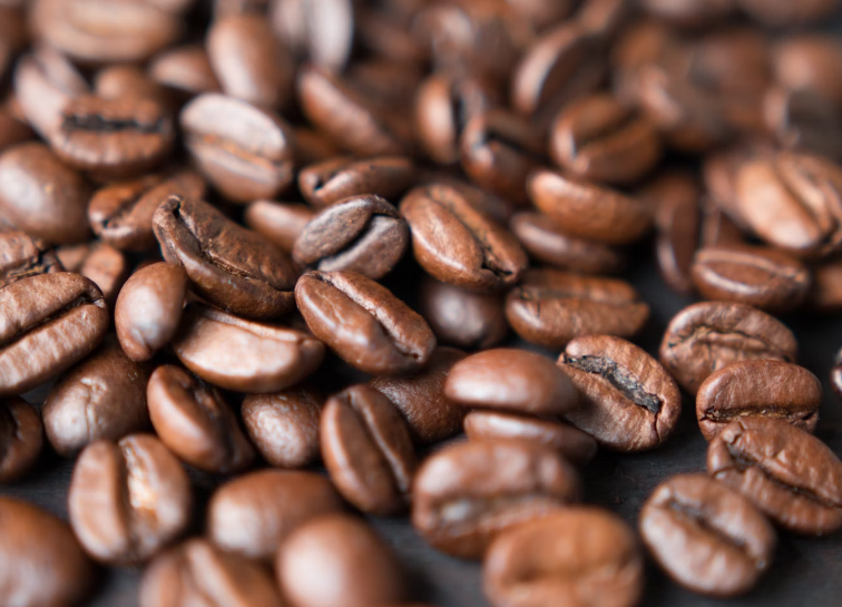 눈떨림 : 카페인 섭취