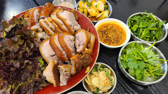 분당 정자동 인기 족발 '윤밀원'