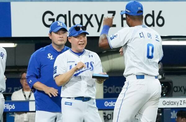 박진만 감독, 삼성과 재계약 연봉 인센티브 옵션 기간 KBO 구단 평가