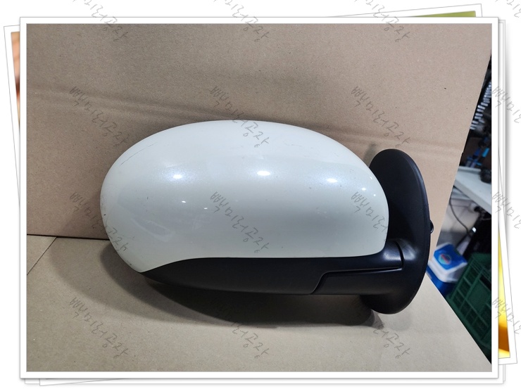 닛산 큐브(3세대) 중고 사이드미러 정면부