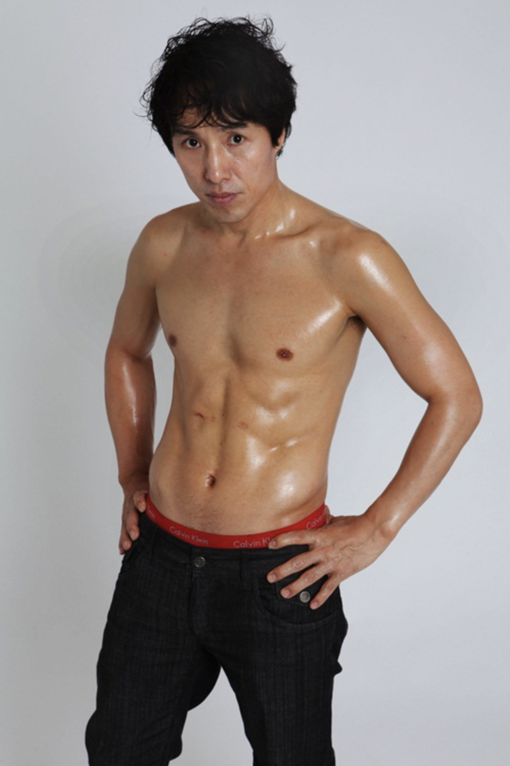 김민교 복근