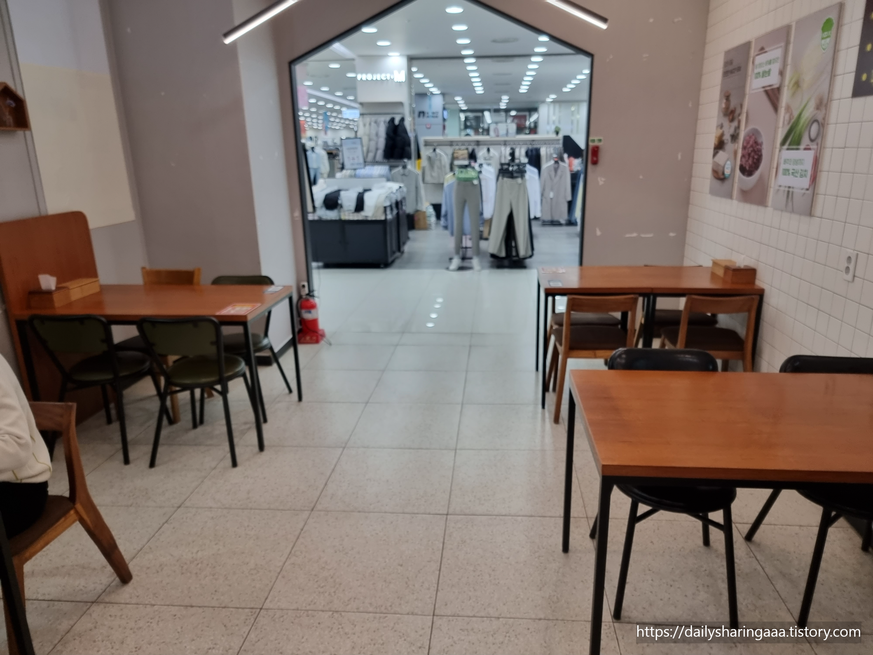 인천_서구_원창동_모다아울렛_북창동순두부_내부3