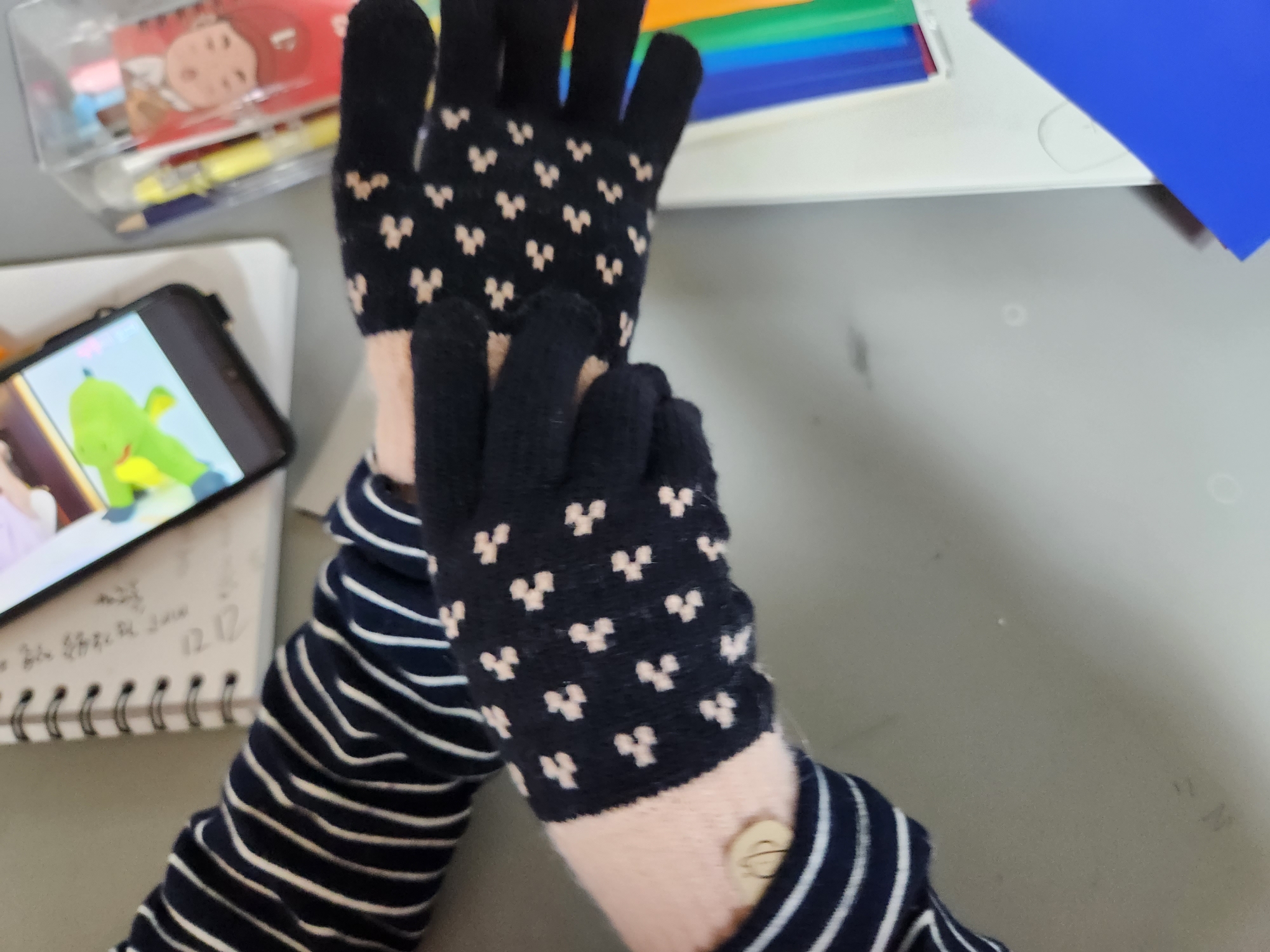 어린이 겨울장갑 터치장갑 잘쓰고다녀요