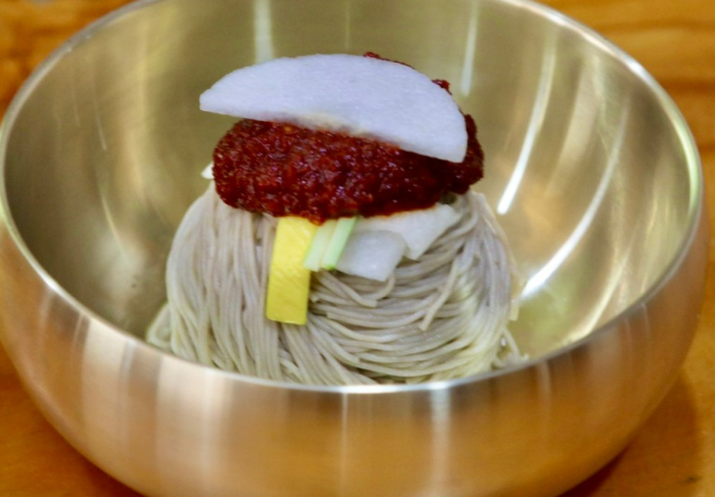 매일아침 순메밀막국수 메밀찐만두