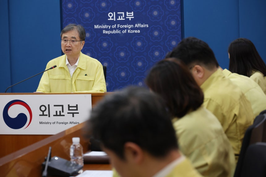 현대차-LG 공장 이민단속, 300명 넘는 한국인 체포…정부 긴급 대책 총정리 관련 사진