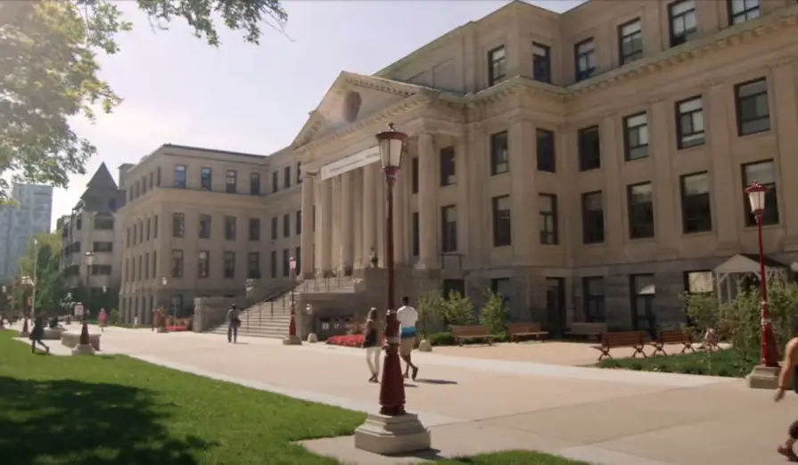 오타와대학교 역사와 캠퍼스 생활