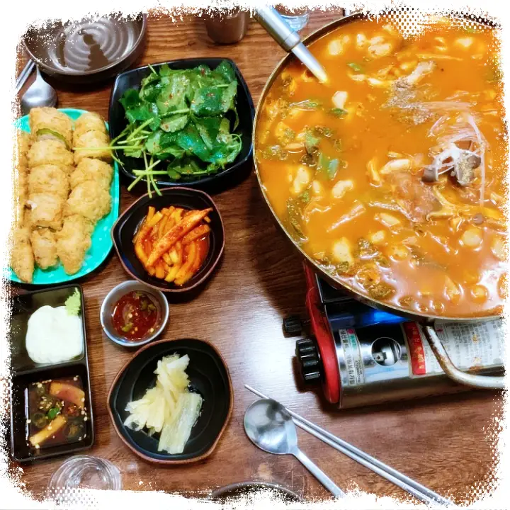 편스토랑 이영자 훅 아이키 단골 맛집 고추튀김, 꼬막무침 비빔밥, 돼지 곱창전골 은평구 연신내 곱창전골 맛집 위치 어디