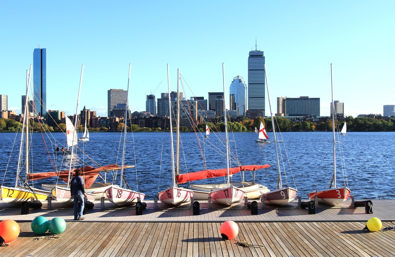 찰스강(Charles River) 보트투어 예약하기