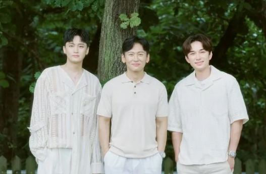 포항 구룡포 시푸드축제 출연 가수