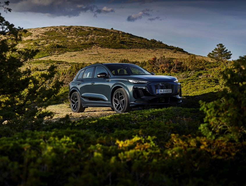 아우디 Q6 e-트론 가격과 경쟁 모델 비교 어느 쪽이 더 가치 있을까?