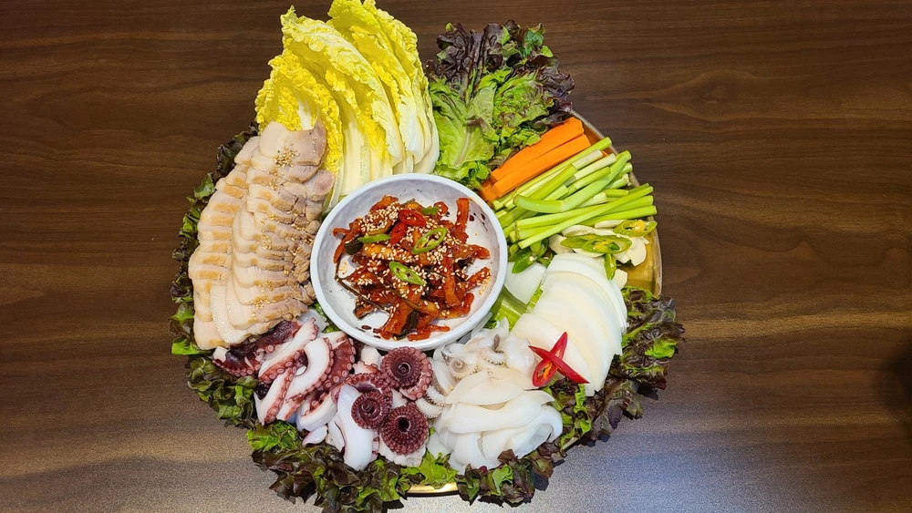 행운만두칼국수