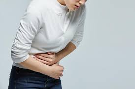 왼쪽 갈비뼈 아래 통증