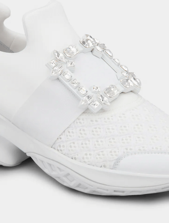 눈물의 여왕 운동화