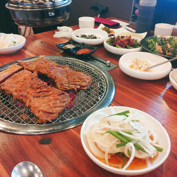 생생정보 대결 맛 대 맛 소고기 생갈비vs양념 돼지구이 음식점 위치