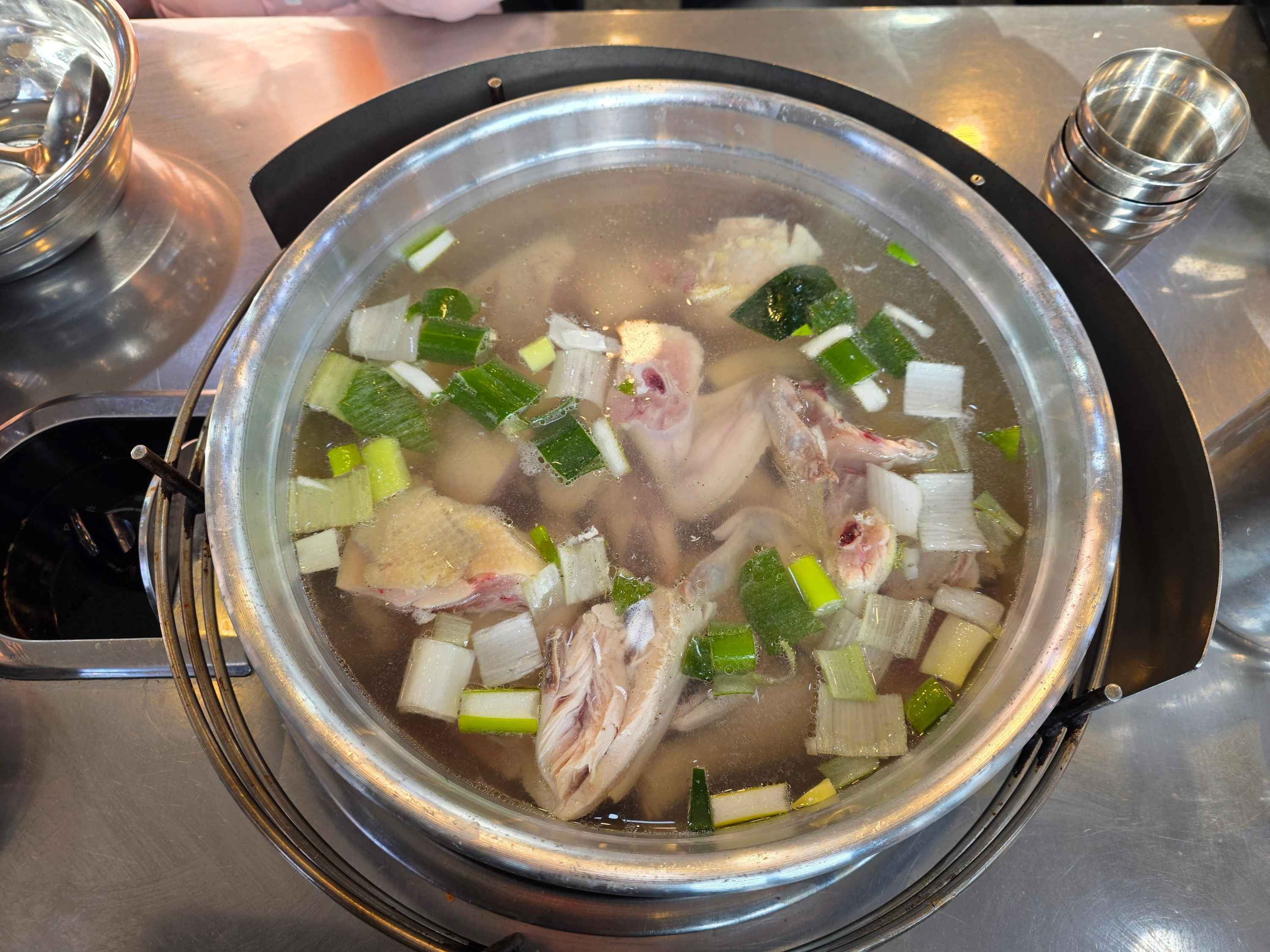 미쉐린 맛집 진옥화할매, 좁은 자리에도 또 가고 싶은 이유