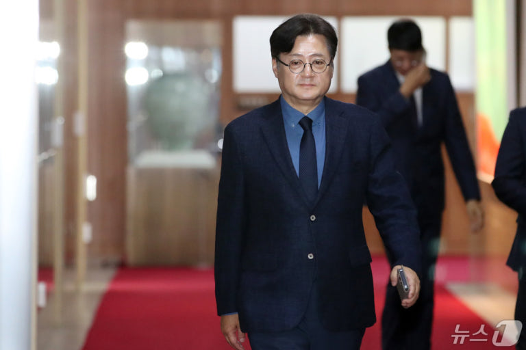 홍익표 프로필