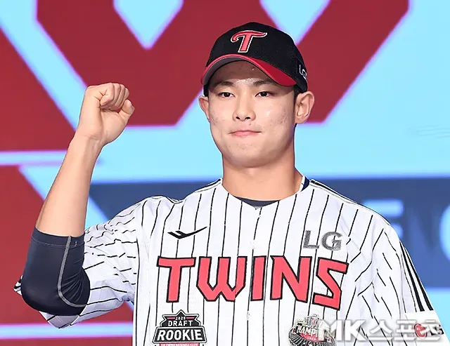 LG 신인 김영우 엘지 김영우 선수 전력 홈런 루키_4
