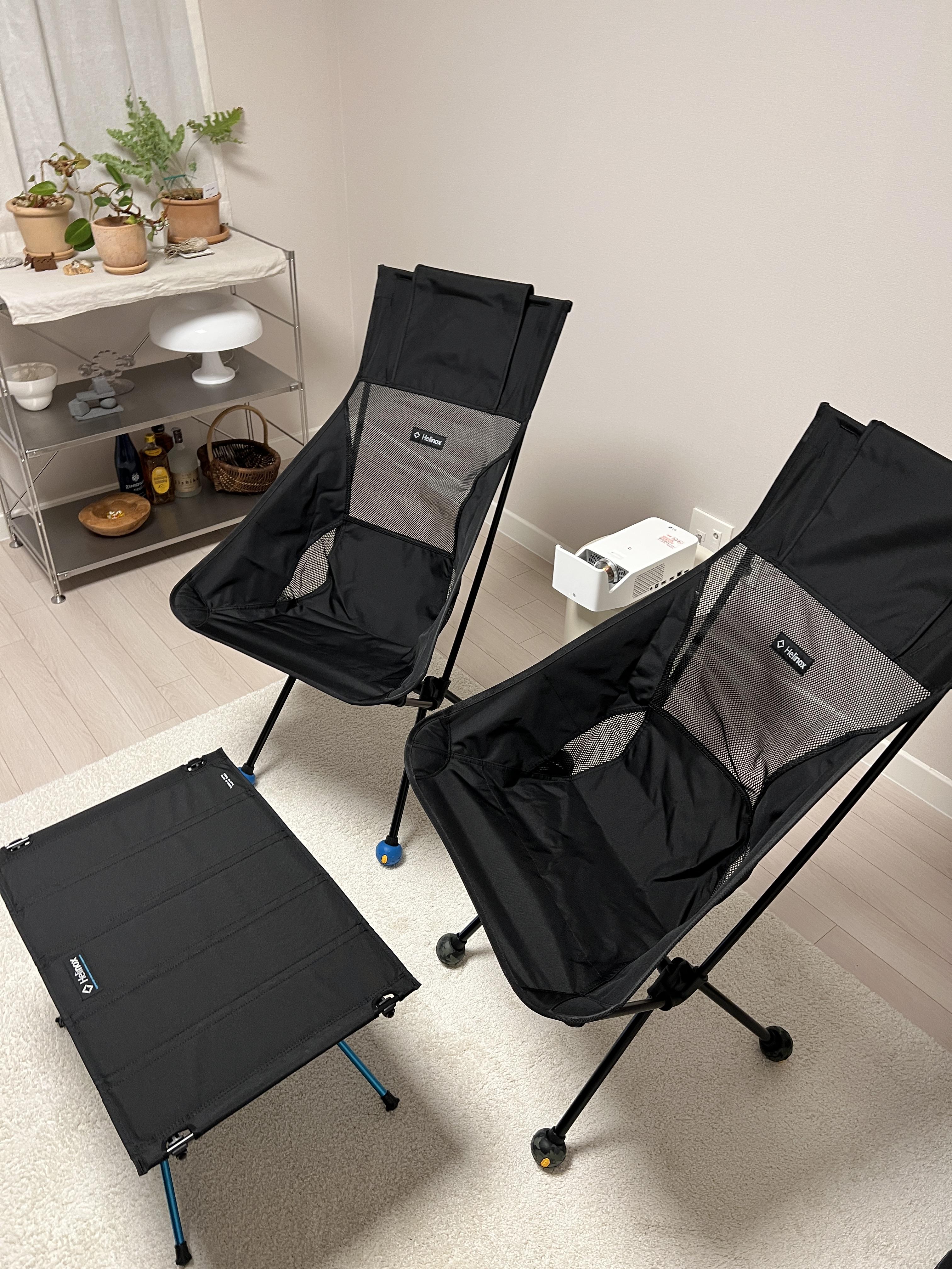 선셋 체어와 테이블 조립 사진