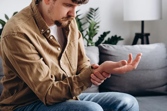 류마티스-관절염-원인