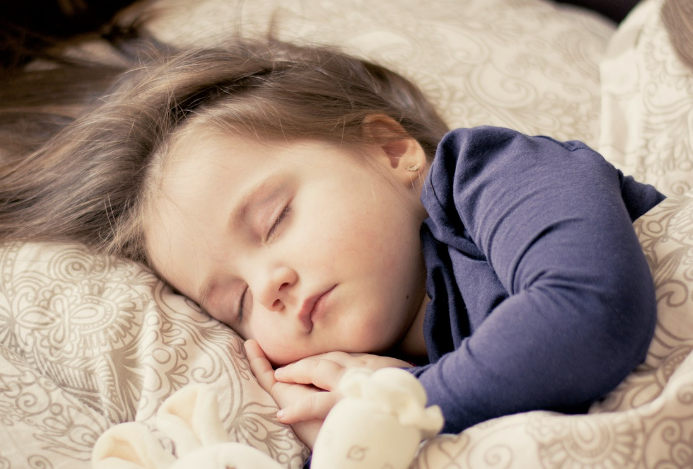 봄철 춘곤증 극복법: 나른한 몸을 깨우는 에너지 충전 루틴