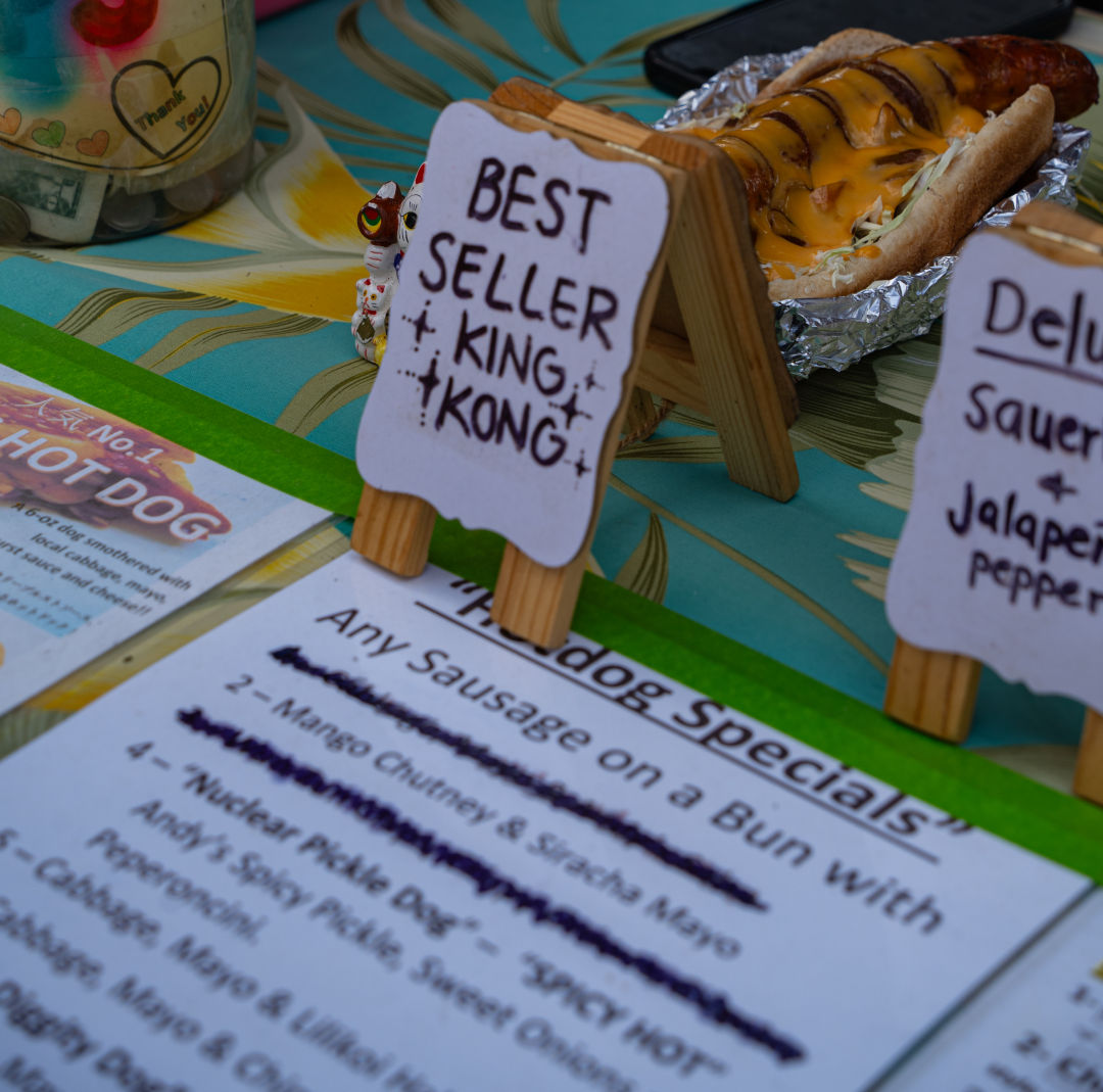 하와이 KCC 파머스 마켓 핫도그