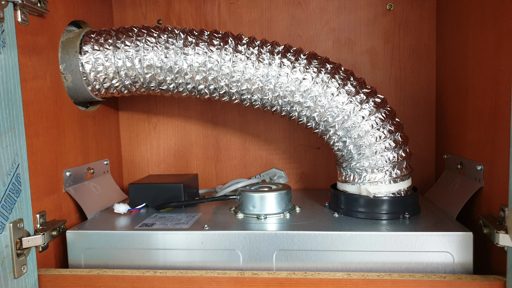 후드 환풍기 배관 연결 모습