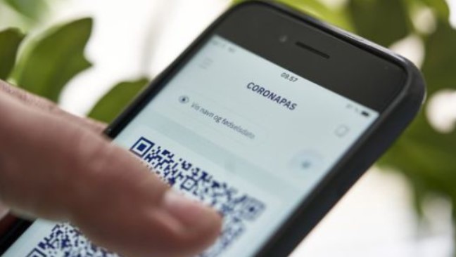 코로나 백신 여권 앱 사진입니다.