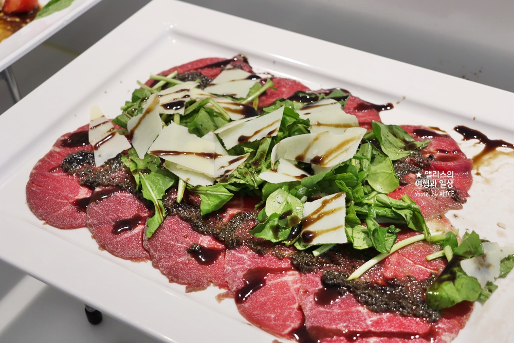 나인트리 프리미어 호텔 명동2 리앤이라마띠네 런치