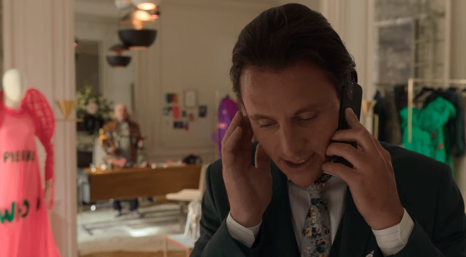 에밀리-파리에-가다-시즌2-2화