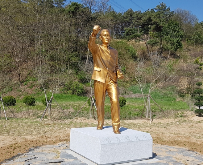 남원김주열열사동상