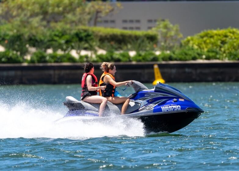 제트스키로 떠나는 모험!