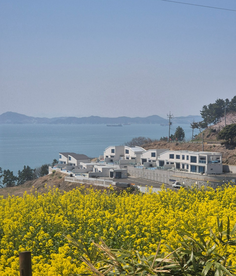 남해 풀빌라 펜션 윤슬