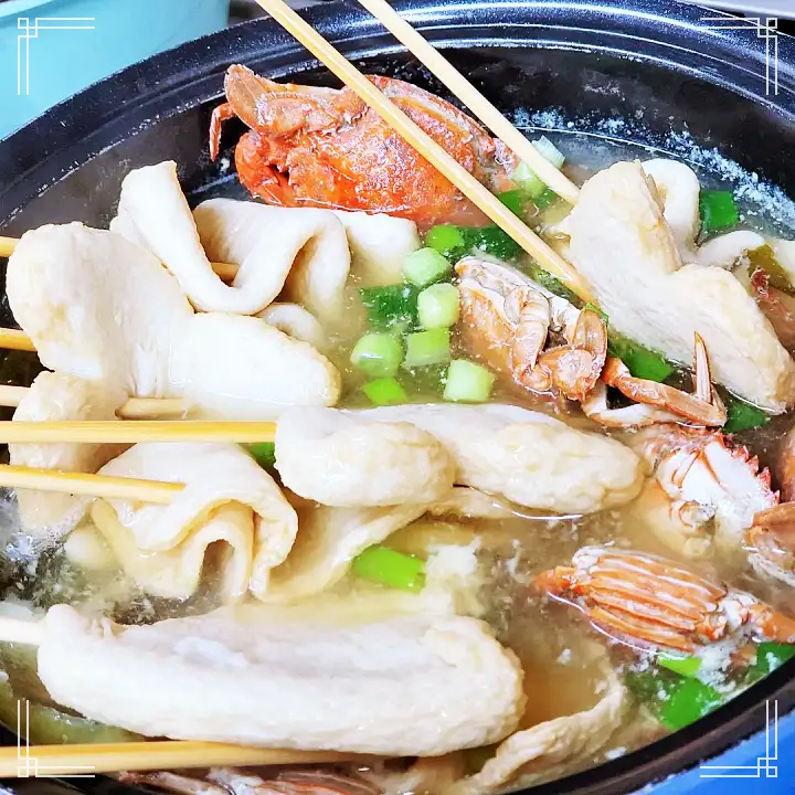 추운 겨울 대표 간식 국물에 어울리는 유부 주머니와 수제 어묵 맛집 부산 오뎅