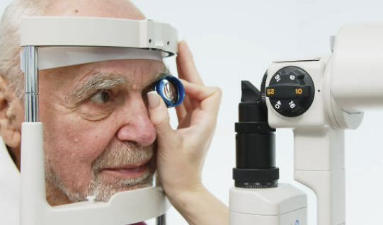 망막 박리 초기 증상과 빠른 대처법 확인