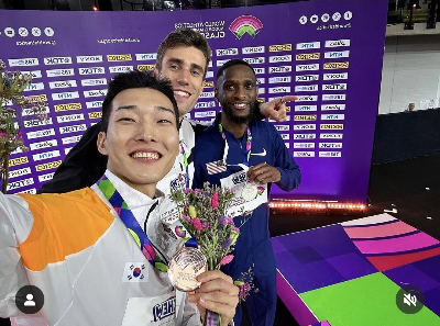 우상혁선수-시상식사진-인스타그램