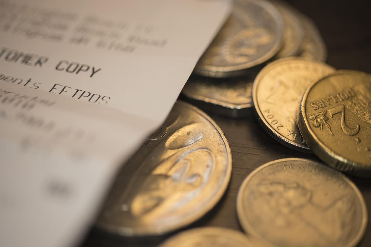 Saving living expenses