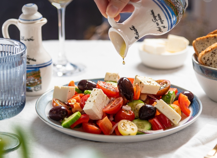 건강 샐러드 요리 이미지