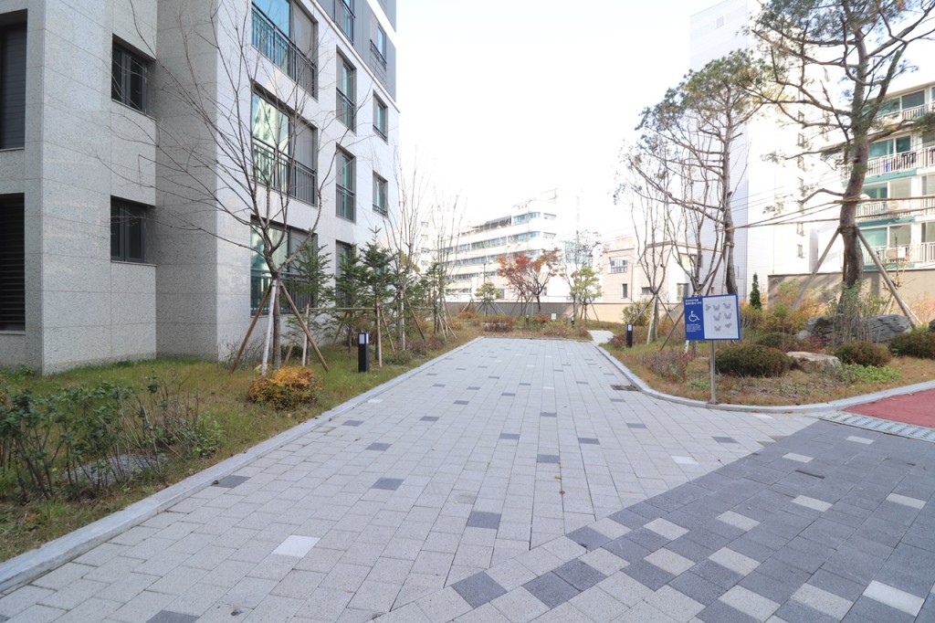 호반써밋목동 산책로, 보행로