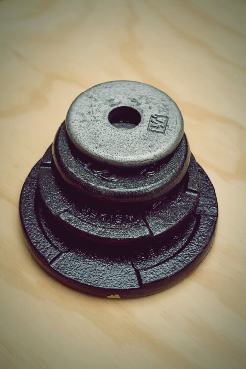 크기별로-쌓여있는-바벨원판